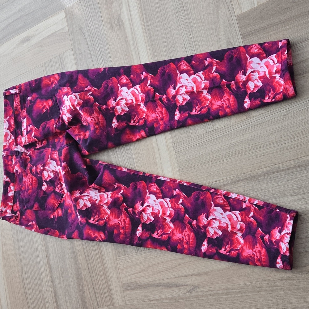 BANANA REPUBLIC L'Wren Scott Peony Floral Collection Floral Pants 6 NWOT - Picture 9 of 10